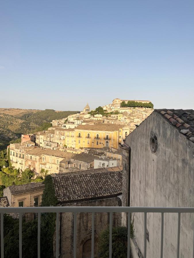 La Casa Di Irene - Suites Con Vista Ragusa Eksteriør billede