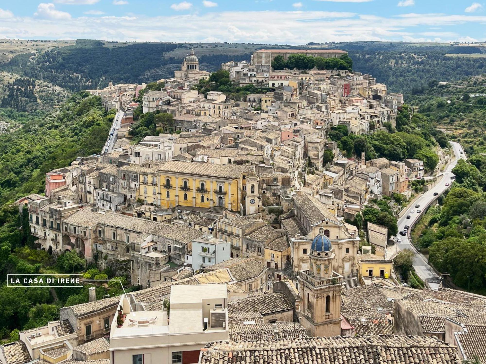 La Casa Di Irene - Suites Con Vista Ragusa Eksteriør billede
